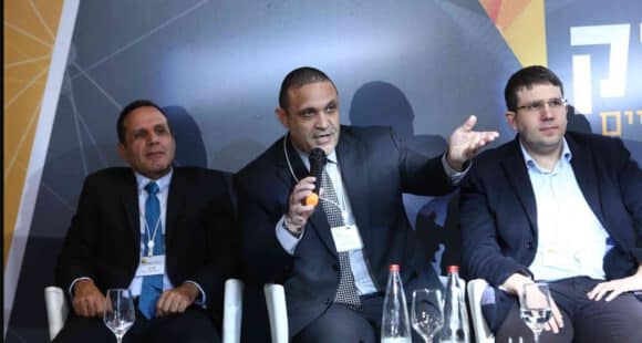 הוגשה תביעה נגד מתחזים לשמאי מקרקעין - שמאות מקרקעין