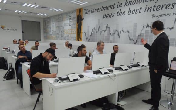 קורס מניות או לימודי מניות – מהי מניה ומהן השיטות למציאתן? 3 דרכים מובילות – מכללת אפיק - שוק ההון