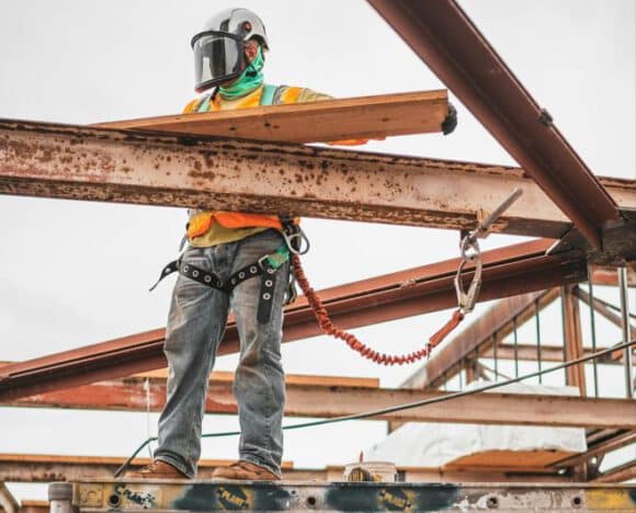 כמה עולה מאתר ליקויי בניה ולמה חשוב לעשות בדק בית ברכישת דירה מקבלן? מכללת אפיק - בדק בית