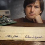 הצ׳ק הראשון של אפל: סיפור של חדשנות והיסטוריה   כללי