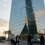 קפץ ל-2.2 מיליון: המבוכה מול הבורסה של ענקית הנדל"ן הישראלית