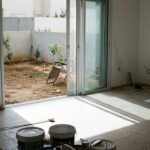 "ואז לא מציצים לך": דירות הגן שנעלמו — ואלה שעלו לקומה הראשונה
