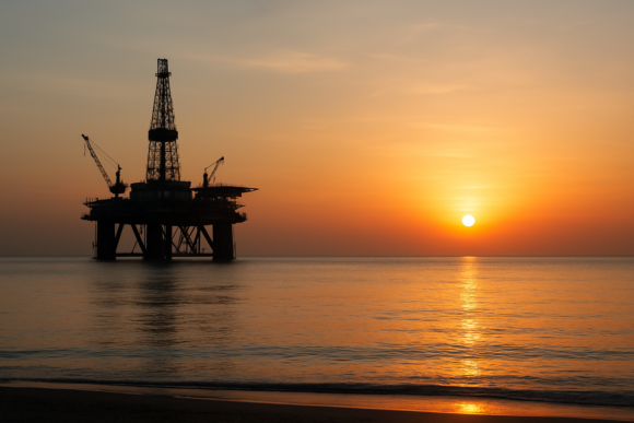 תנודתיות בשוק הנפט: השפעות פוליטיות, כלכליות וטכנולוגיות   כללי